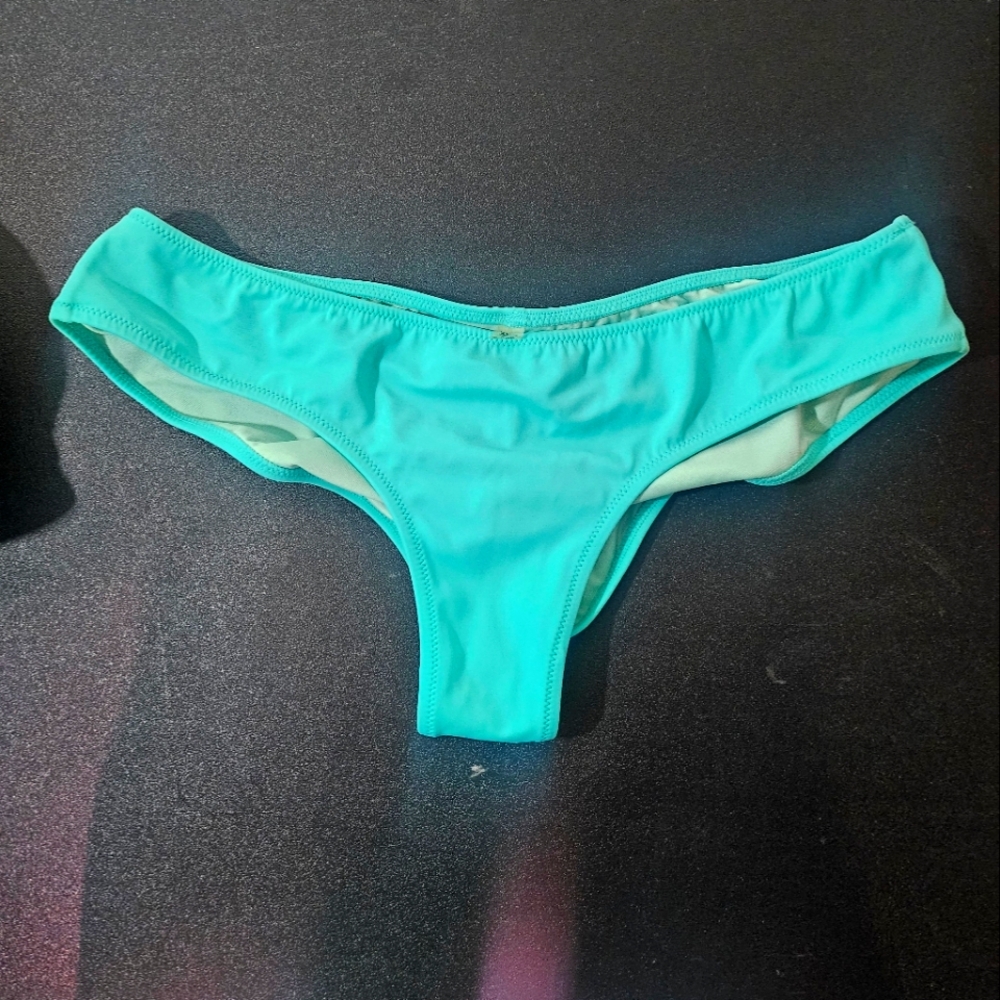 Victoria Secret Swimsuit - Picture 3 of 7